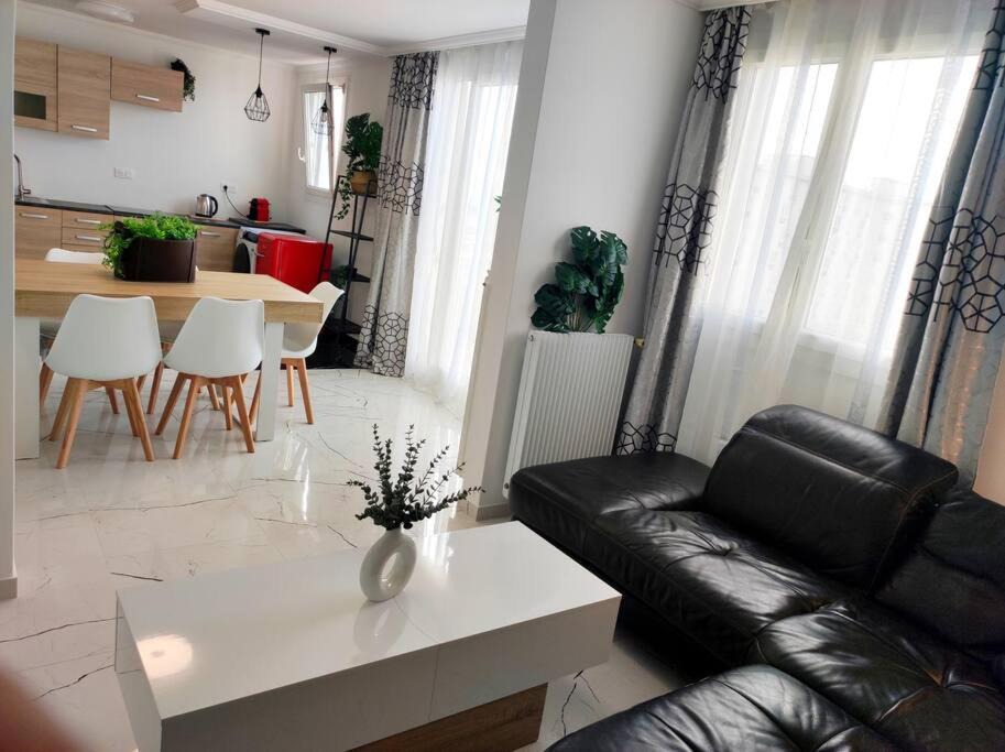 Photo of Livingroom in Le Bourget