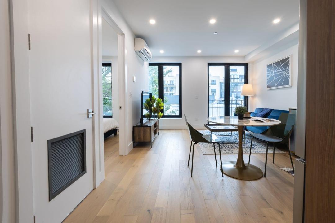 Photo of Livingroom in Greenpoint