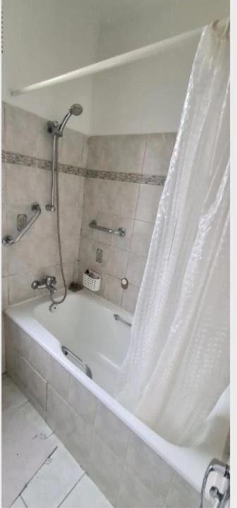 Photo of Bathroom in Alfortville