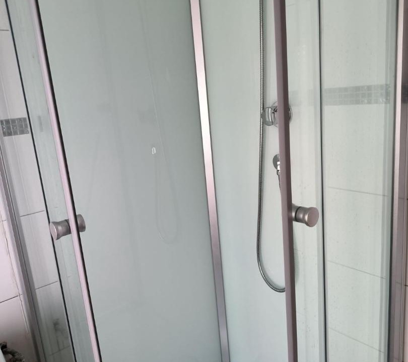 Photo of Bathroom in Cachan