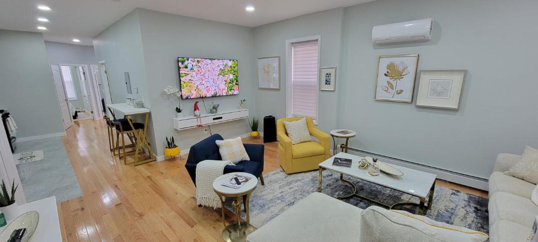 Photo of Livingroom in Brownsville