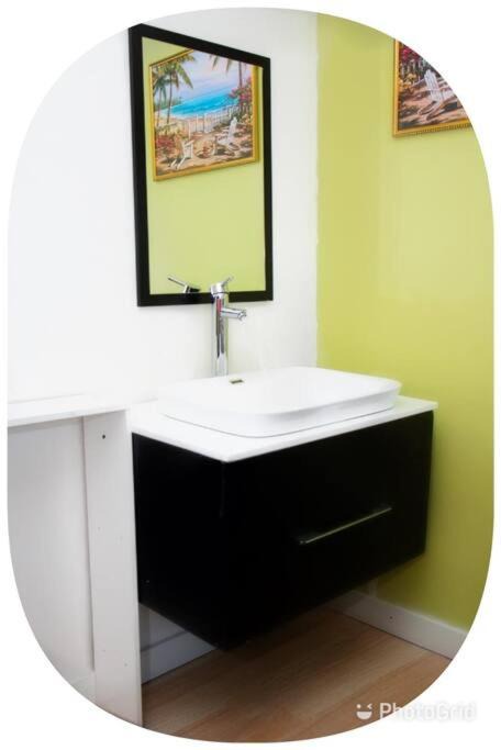 Photo of Bathroom in Nassau