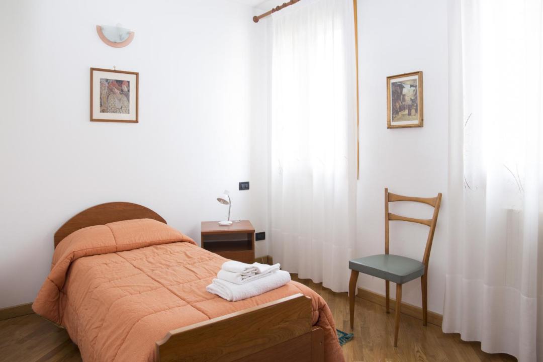 Photo of Bedroom in Mirano
