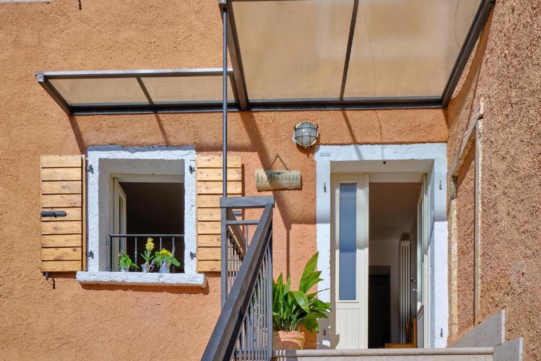 Photo of Buildings in Costermano
