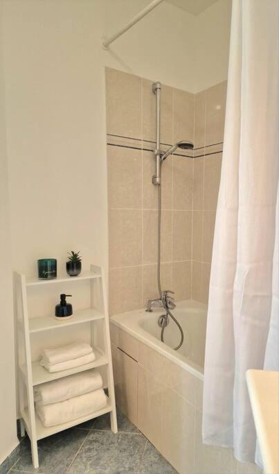 Photo of Bathroom in Le Plessis-Robinson
