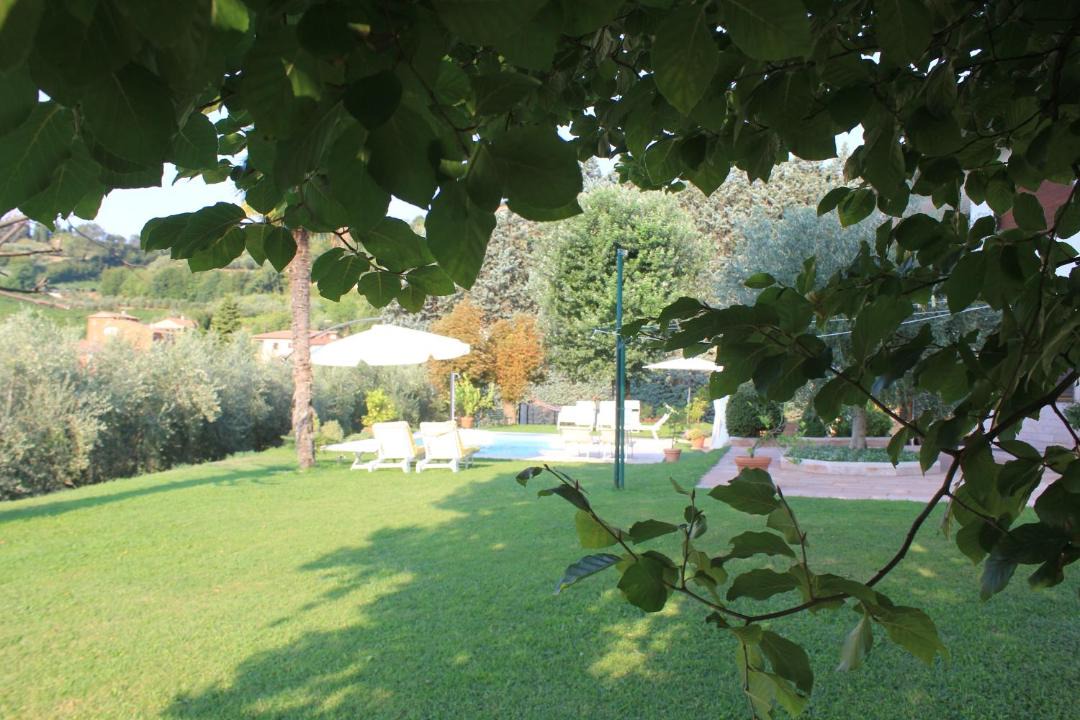 Photo of Others in Marcellise
