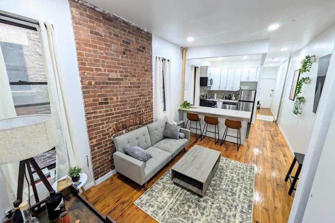 Photo of Livingroom in Gramercy