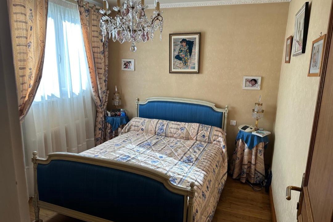 Photo of Bedroom in Antony