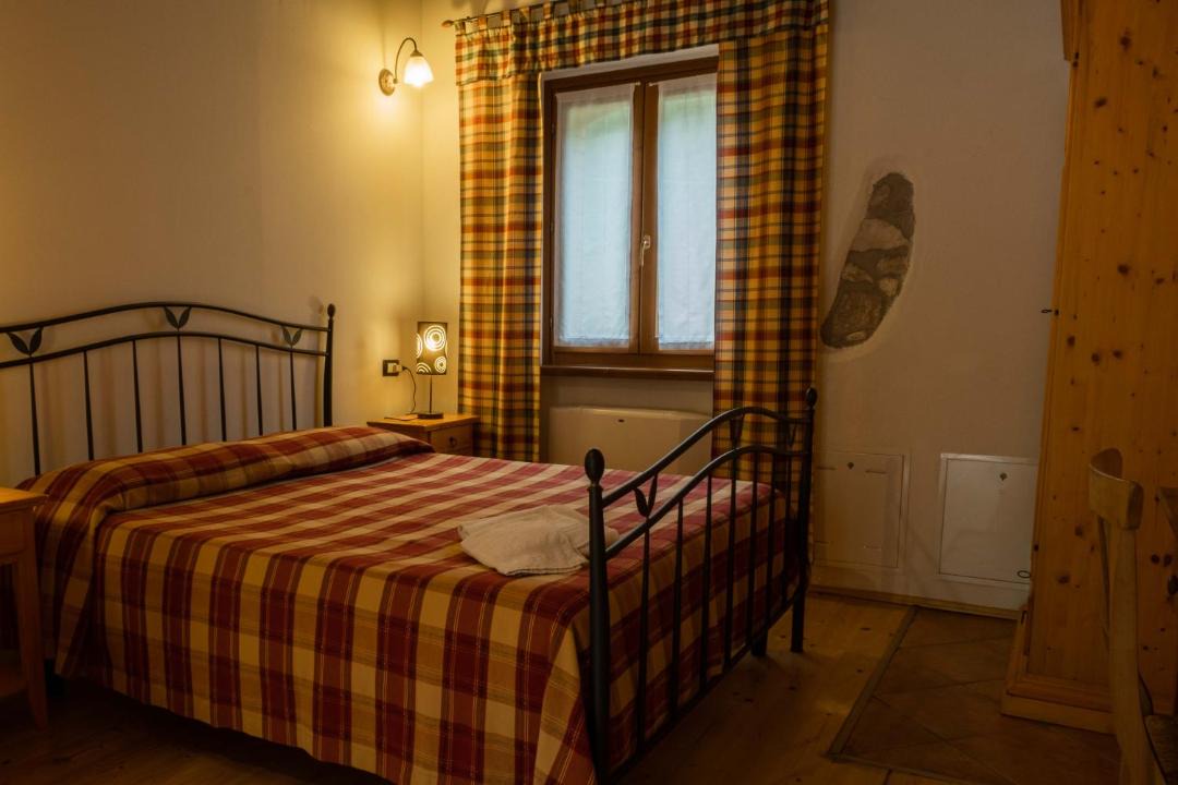Photo of Bedroom in Brentino Belluno
