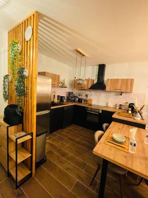 Photo of Kitchen in Le Plessis-Robinson