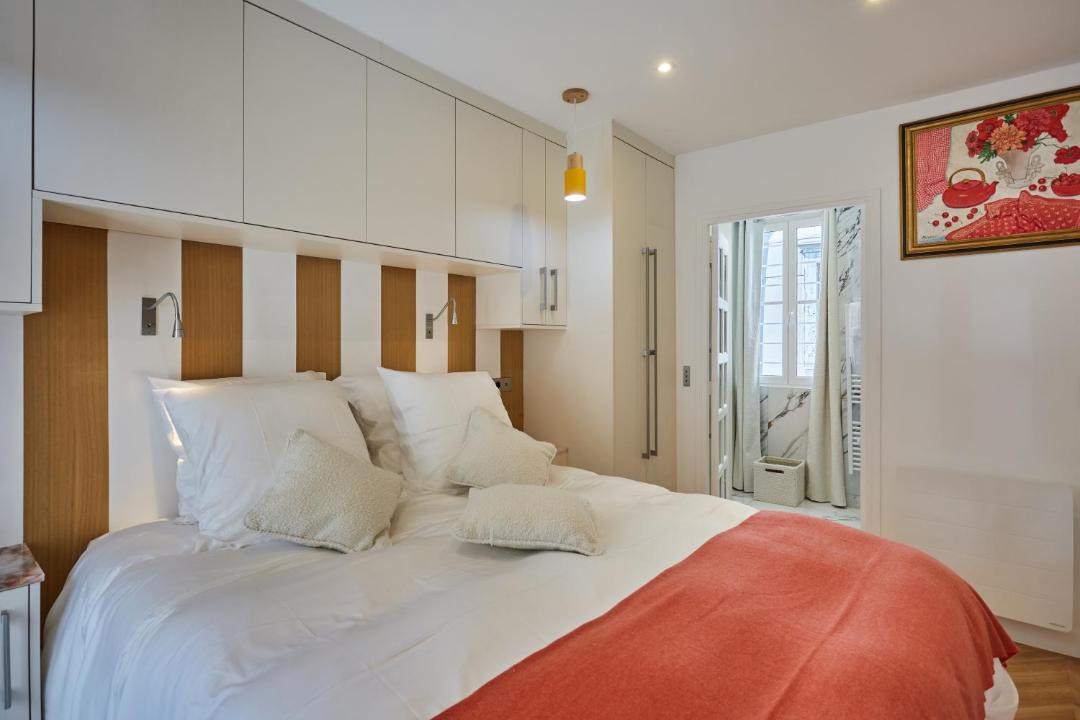Photo of Bedroom in Saint-Germain-des-Pres