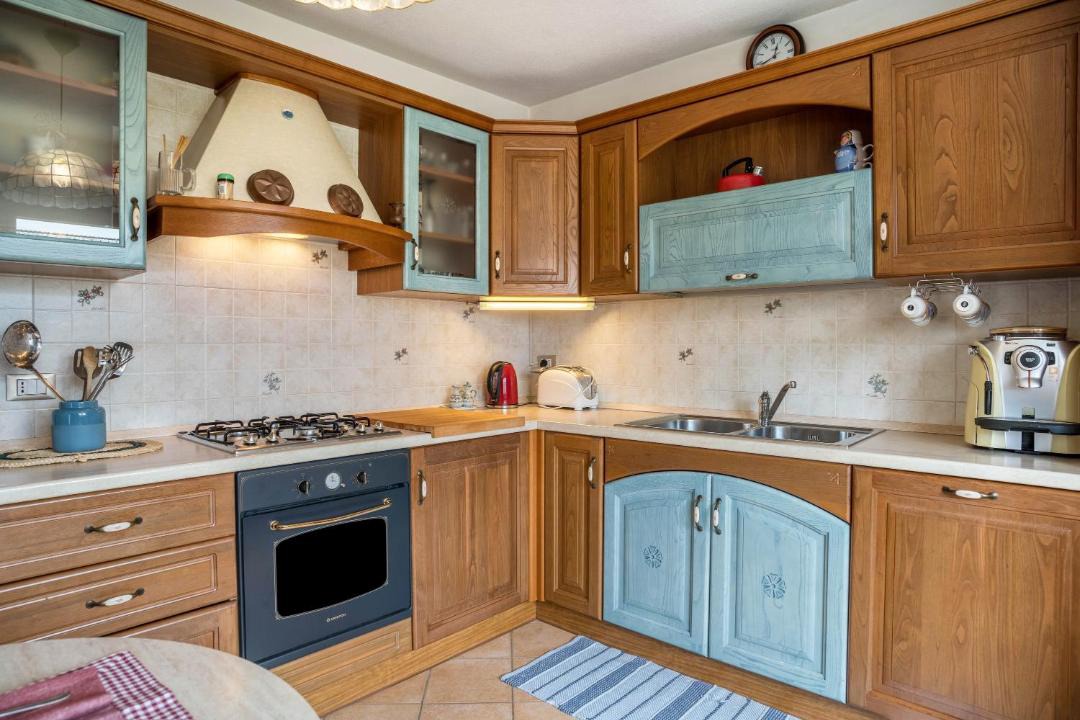 Photo of Kitchen in Lamon