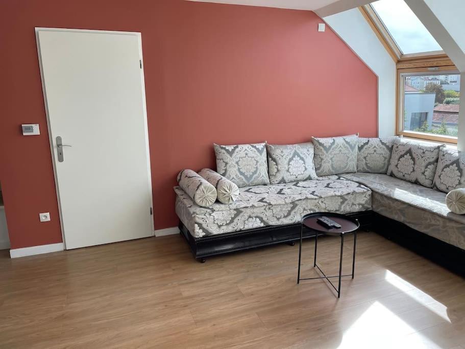 Photo of Livingroom in Petit-Ivry