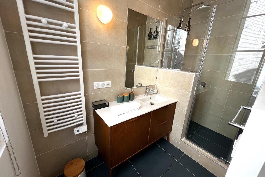 Photo of Bathroom in Montparnasse