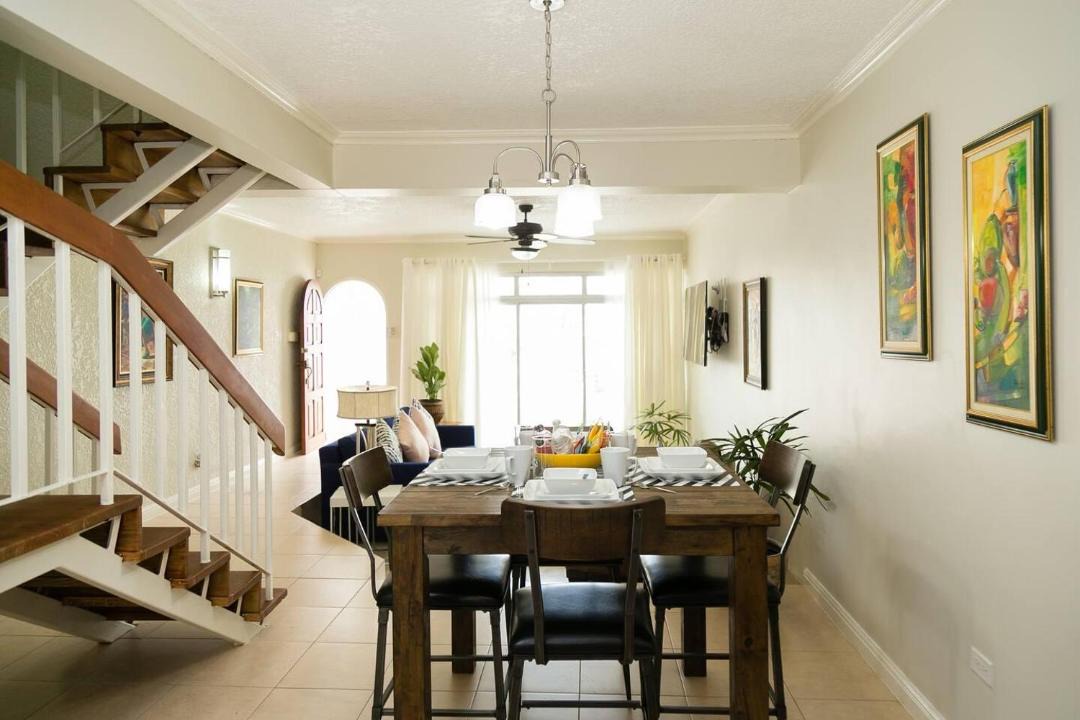 Photo of Livingroom in Kingston