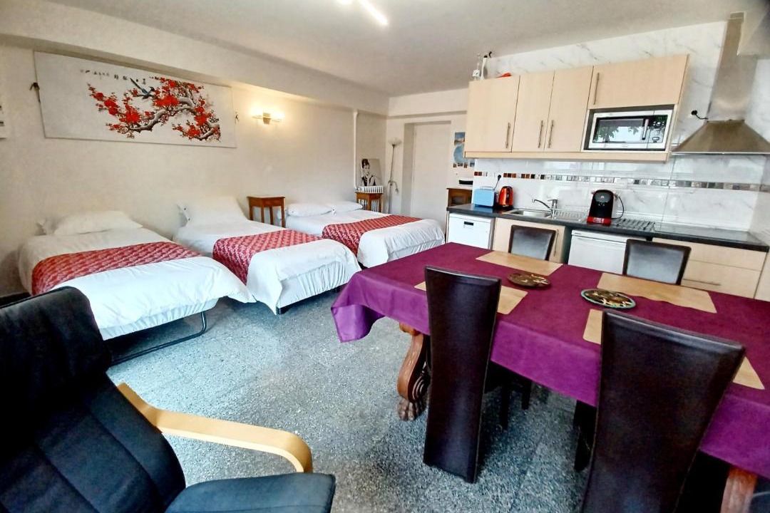 Photo of Livingroom in Sceaux