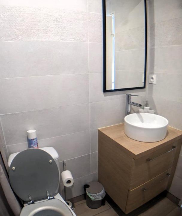 Photo of Bathroom in Les Perroquets