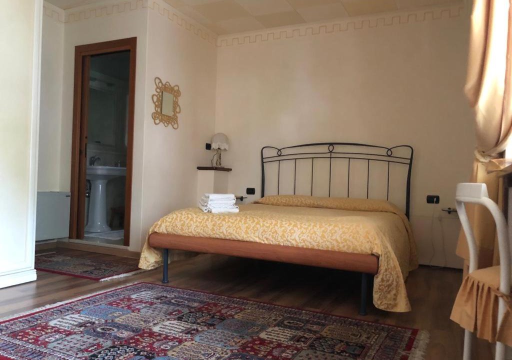 Photo of Bedroom in Miane