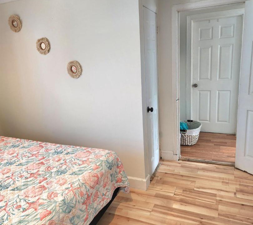 Photo of Bedroom in Tar Bay