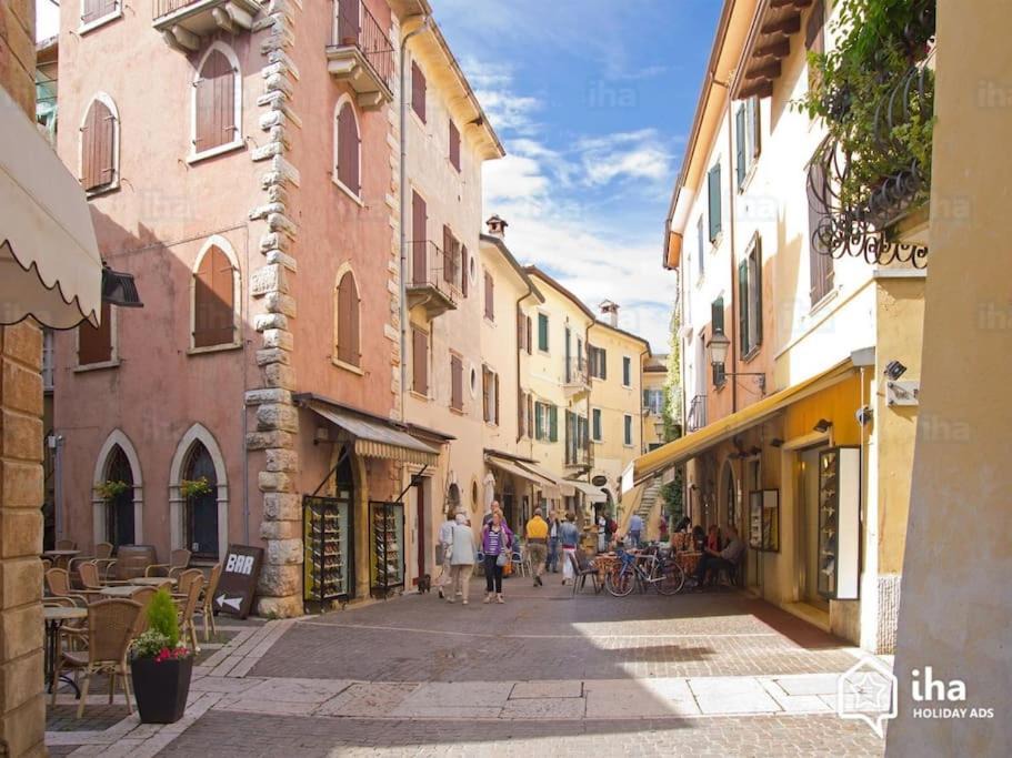 Photo of Buildings in Torri del Benaco