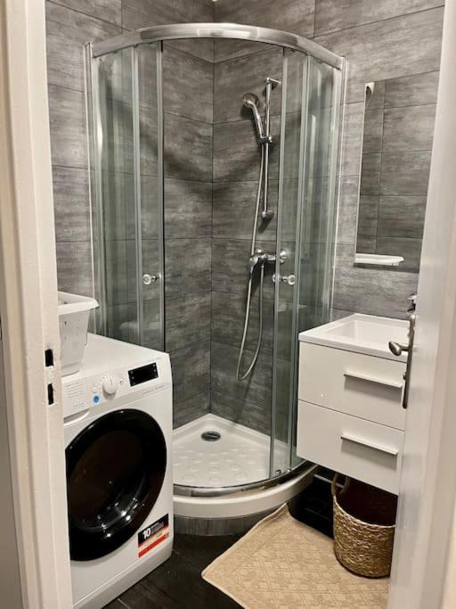 Photo of Bathroom in Alfortville