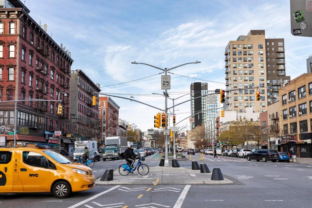 Photo of Others in Bowery