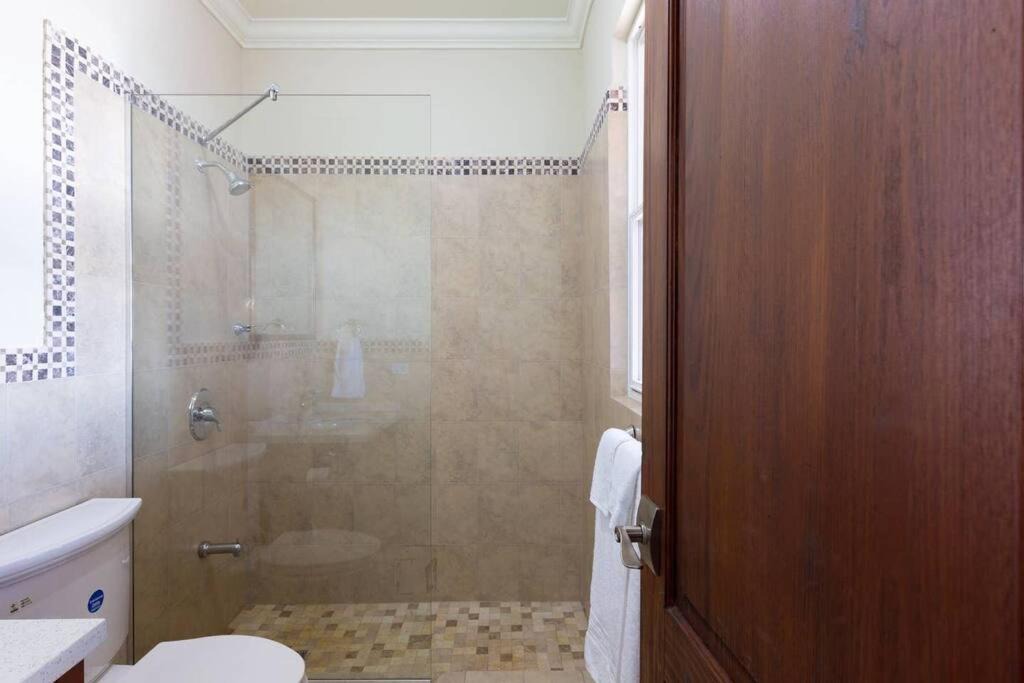Photo of Bathroom in Camperdown