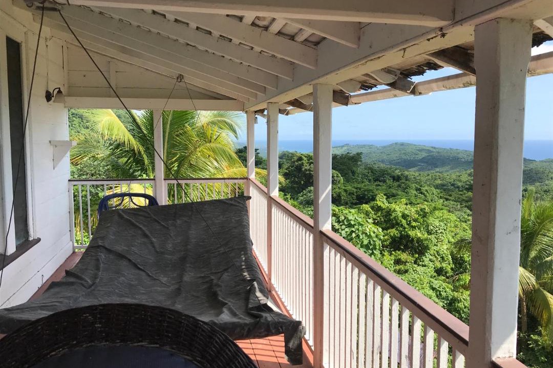 Photo of Patio Balcony in Bluefields