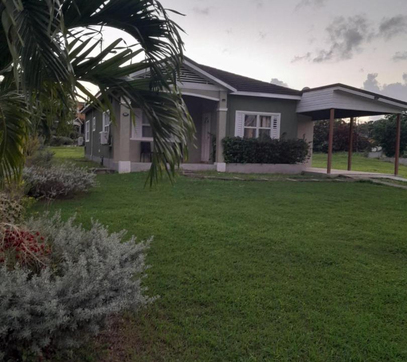 Photo of Buildings in Runaway Bay
