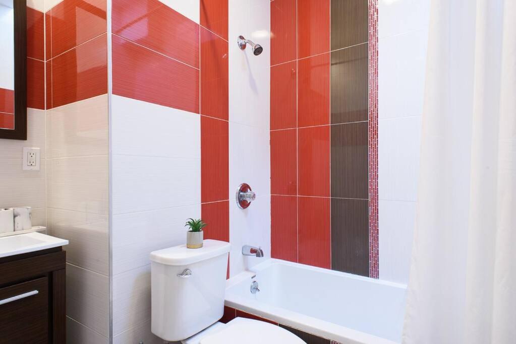 Photo of Bathroom in Peter Cooper Village