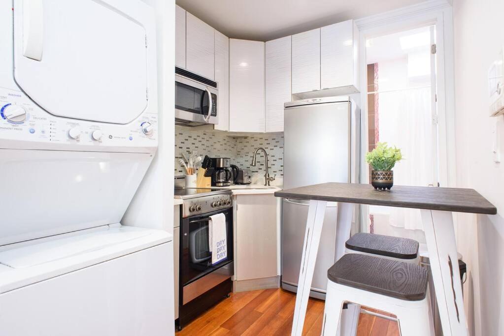 Photo of Kitchen in Peter Cooper Village