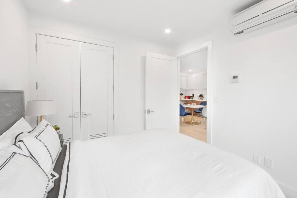 Photo of Bedroom in Greenpoint