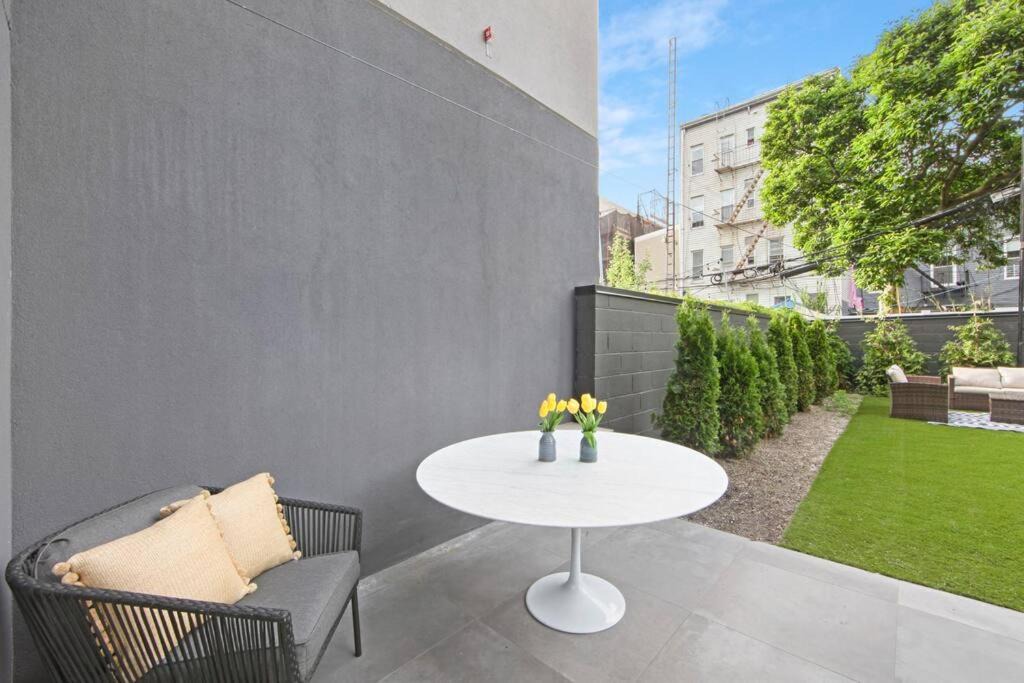 Photo of Patio Balcony in Greenpoint