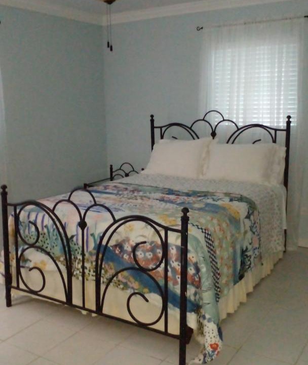 Photo of Bedroom in Nassau