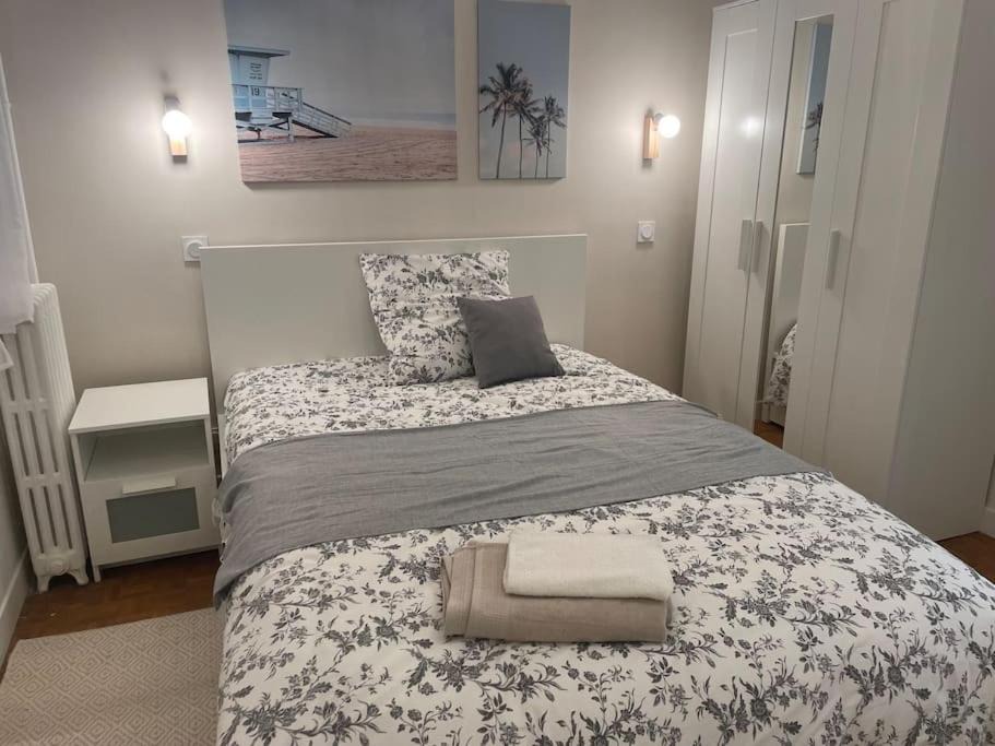 Photo of Bedroom in Petit-Ivry