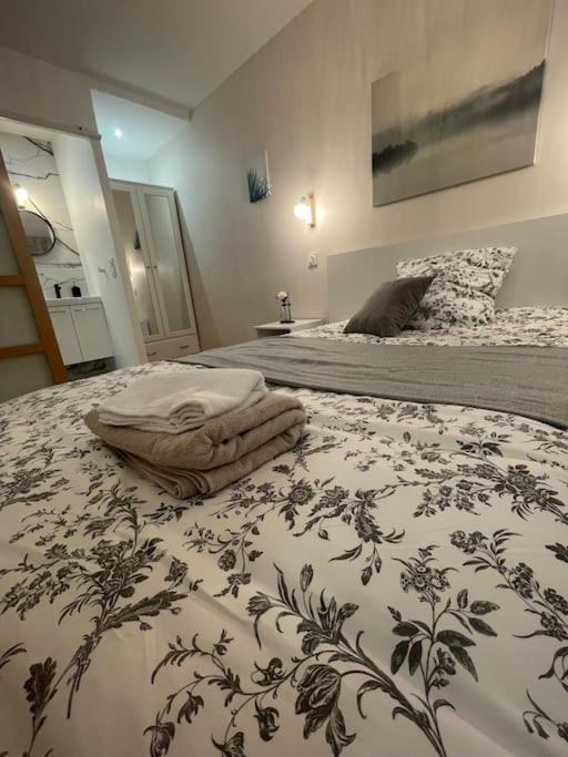 Photo of Bedroom in Petit-Ivry