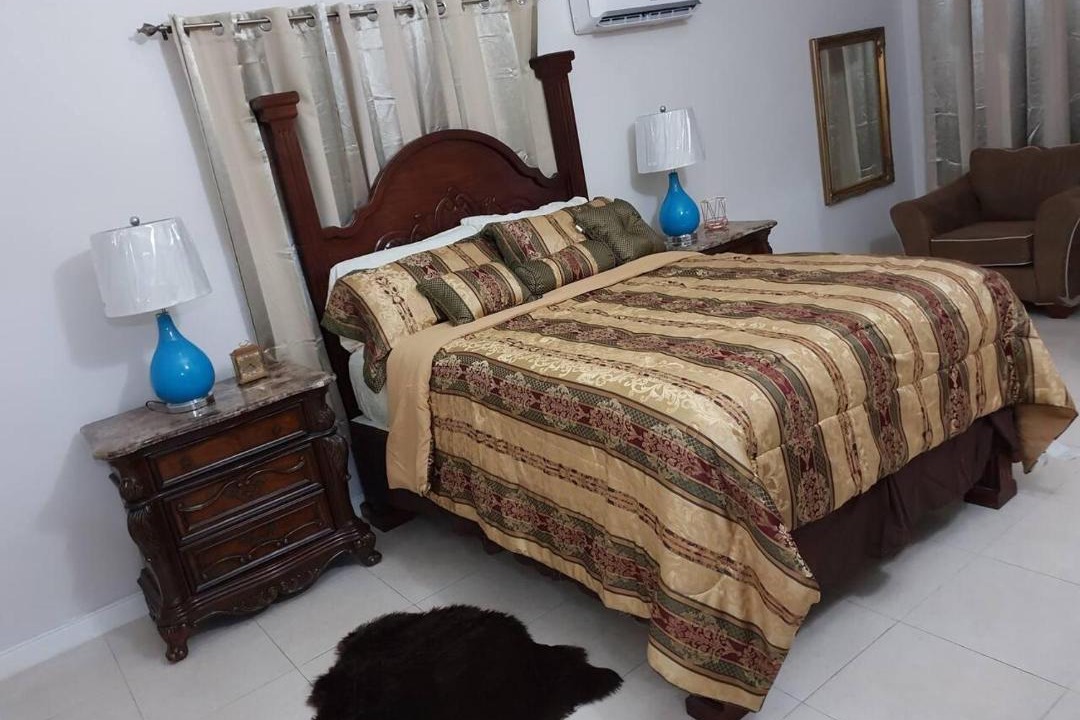 Photo of Bedroom in Eden Gardens