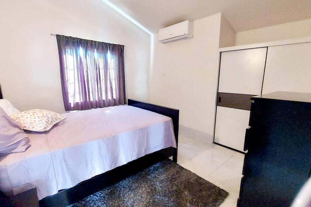 Photo of Bedroom in Portmore