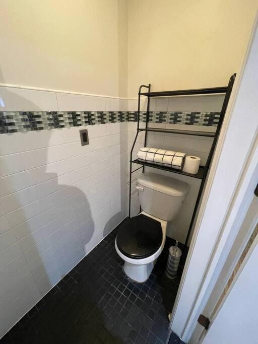 Photo of Bathroom in Bushwick