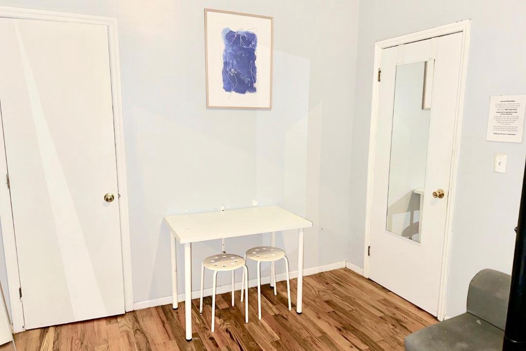 Photo of Livingroom in Ocean Hill