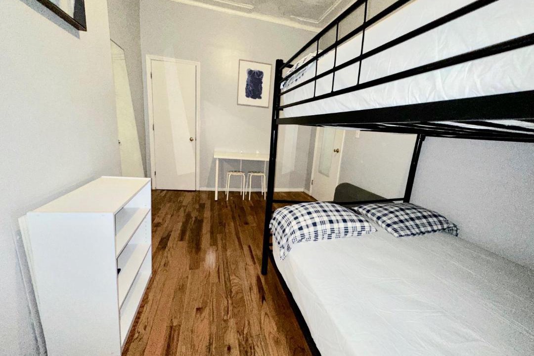 Photo of Bedroom in Ocean Hill