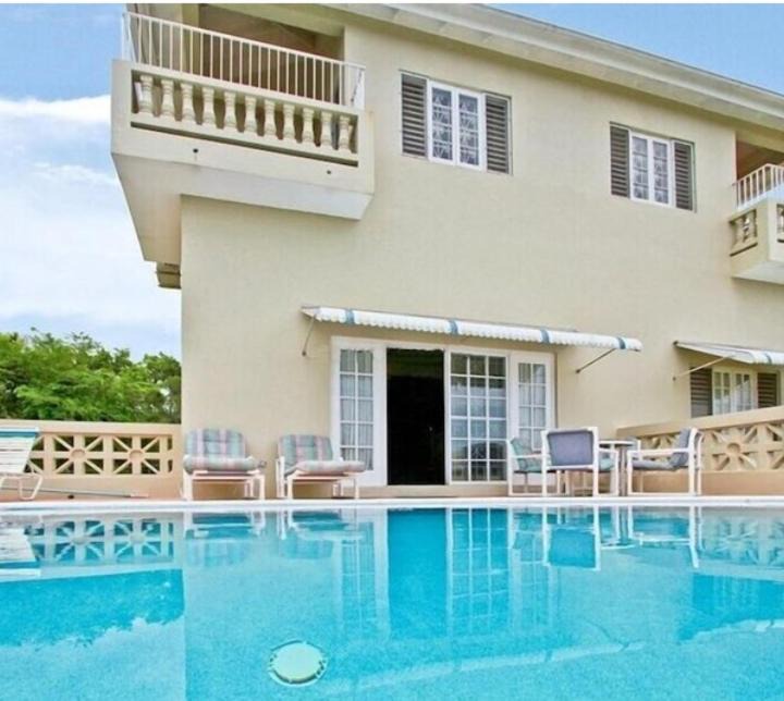 Photo of Outdoor in Greater Portmore