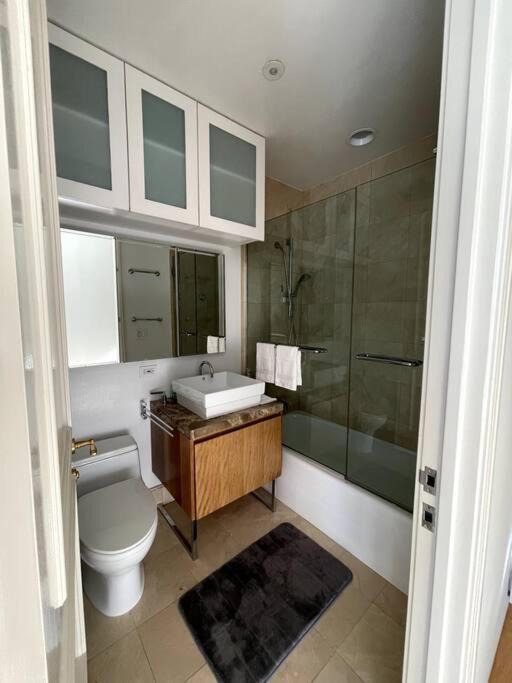 Photo of Bathroom in Hell's Kitchen