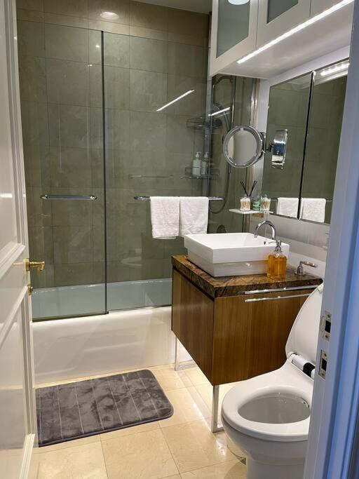 Photo of Bathroom in Hell's Kitchen