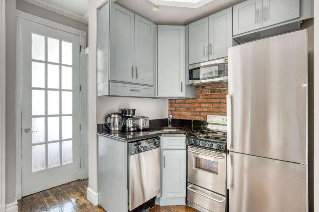 Photo of Kitchen in Tudor City
