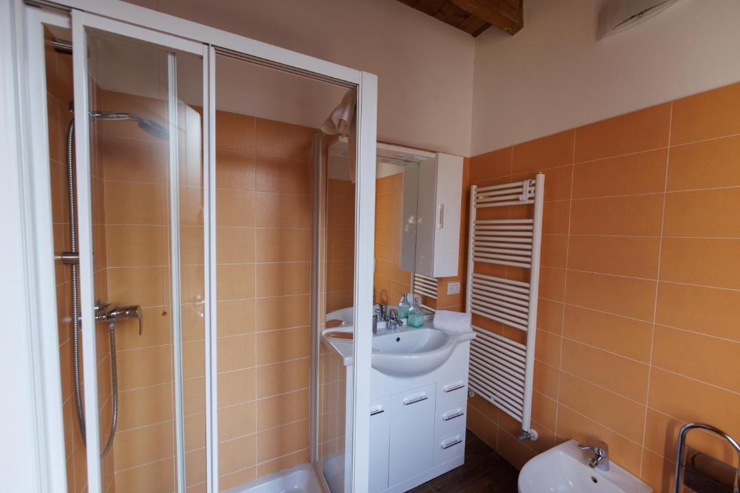 Photo of Bathroom in Negrar