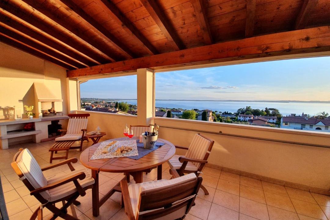 Photo of Patio Balcony in Calmasino