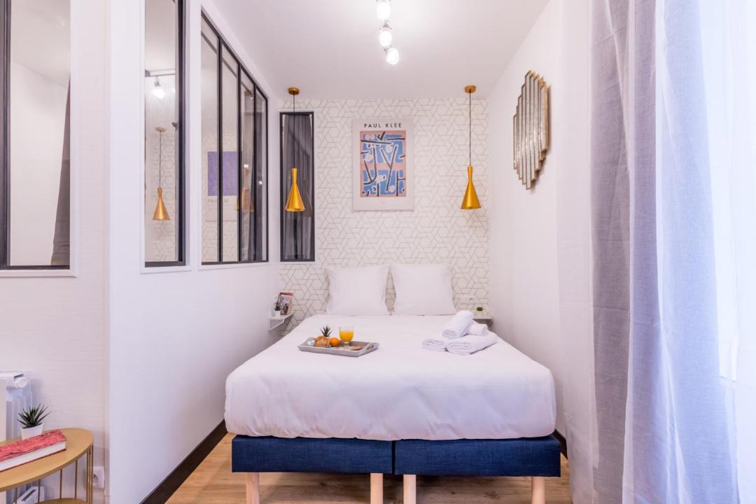 Photo of Bedroom in Champs-Elysees