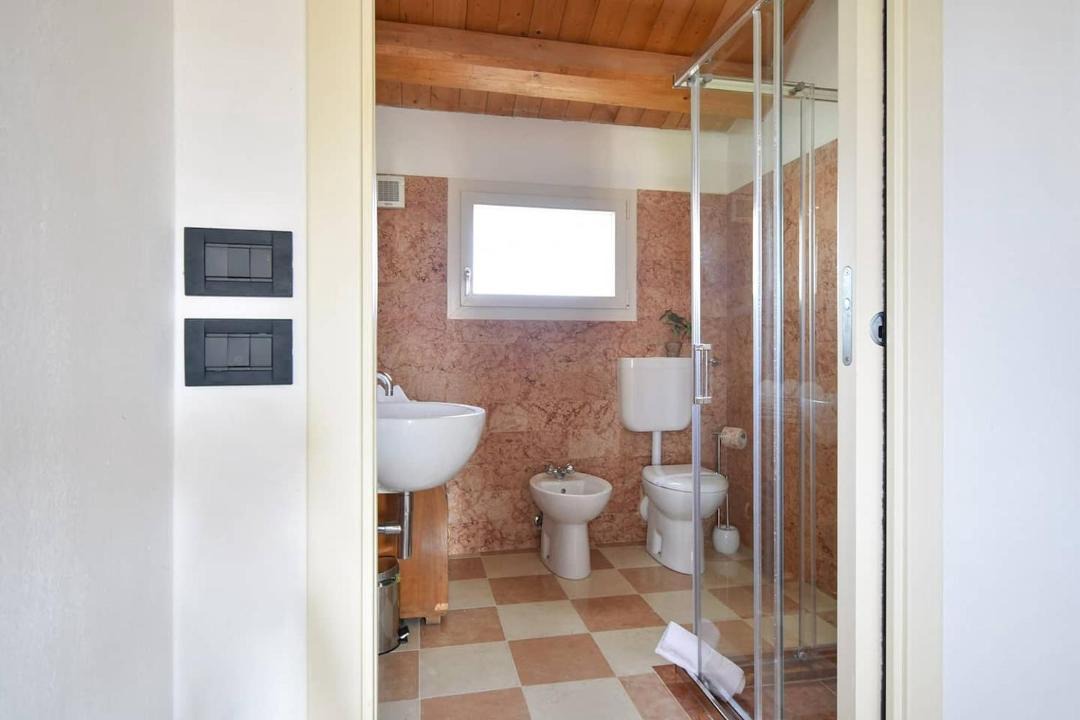 Photo of Bathroom in Baone