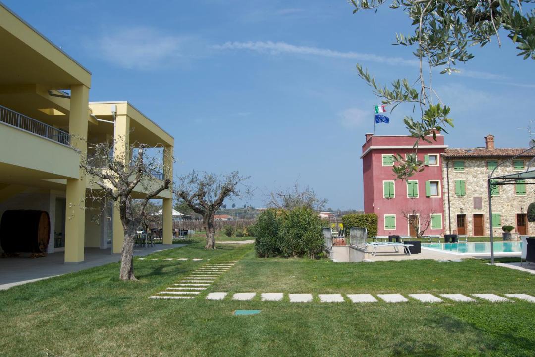 Photo of Others in Montioni